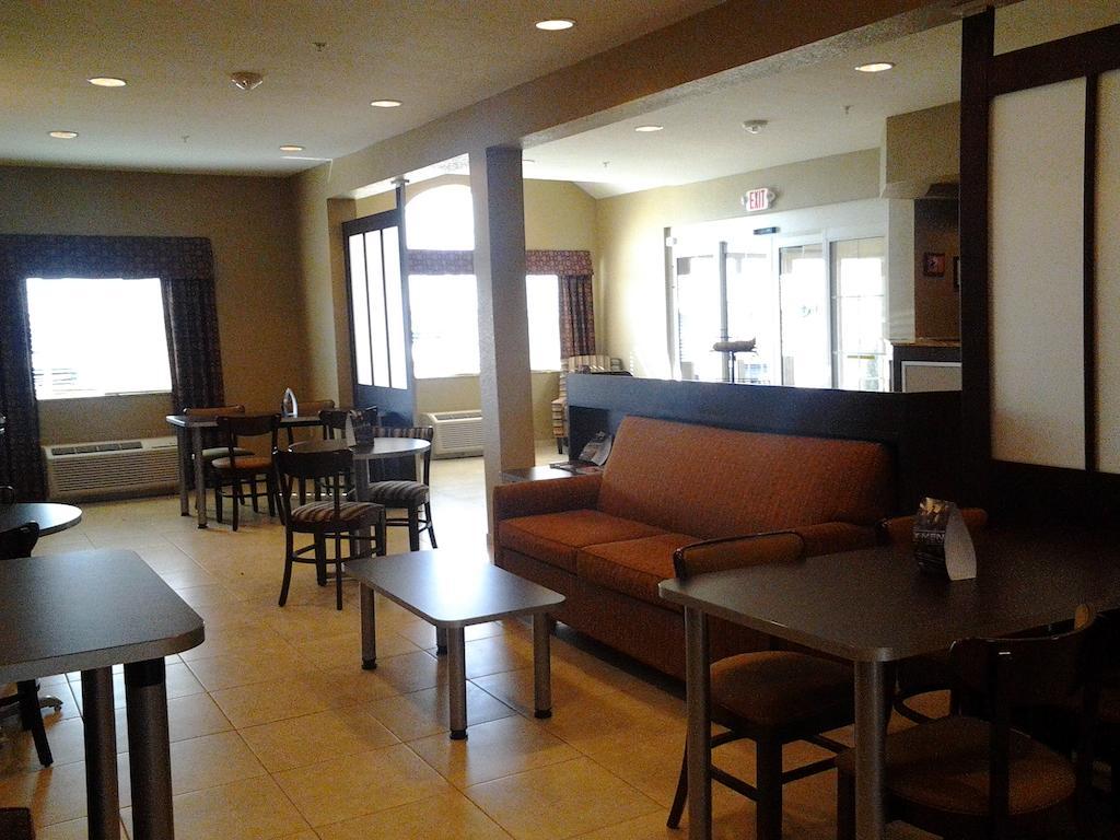 Microtel Inn & Suites Cotulla Luaran gambar