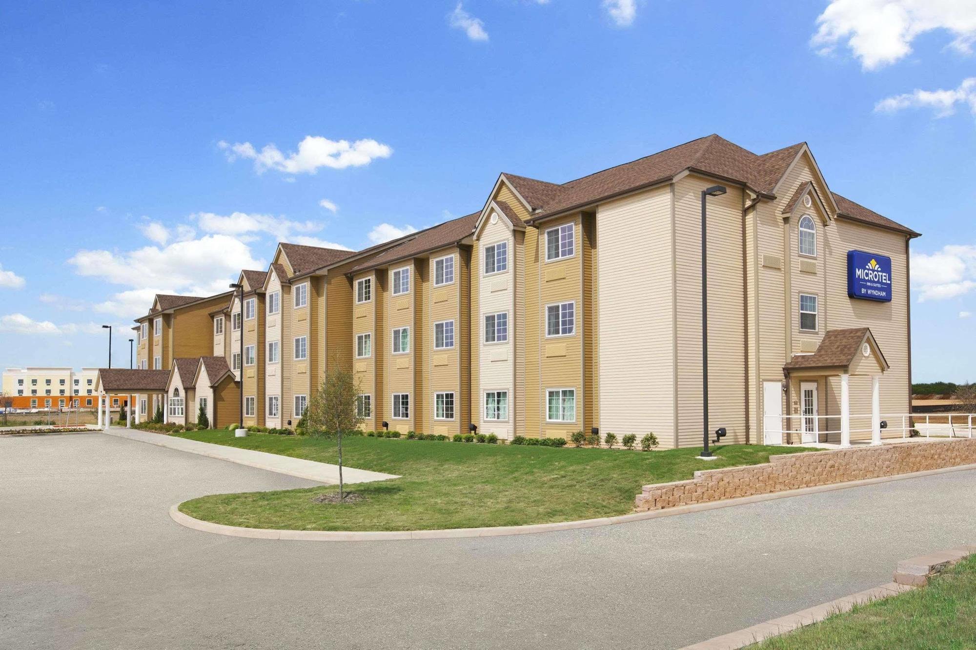 Microtel Inn & Suites Cotulla Luaran gambar